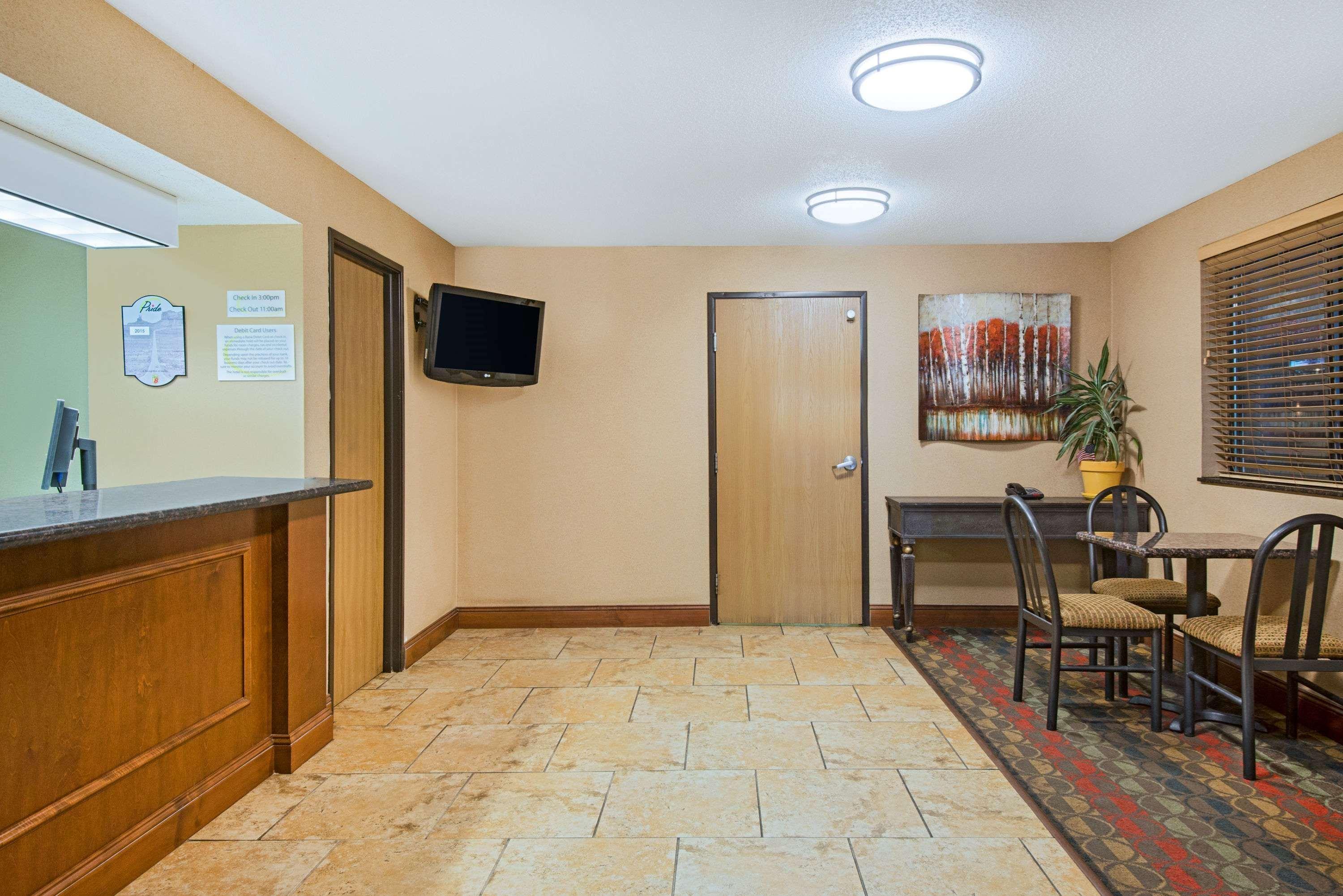 ซูเปอร์ 8 บาย วินด์แฮม ริปลีย์ Hotel Ripley ภายนอก รูปภาพ